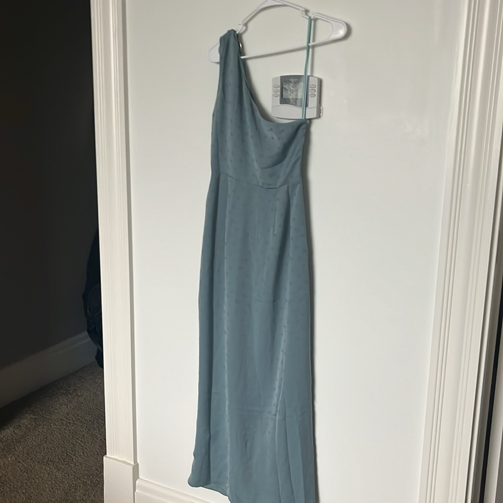 Favorite Daughter The Singles Table Blue Slate Polka Dot One-Shoulder Dress, new - Picture 9 of 9